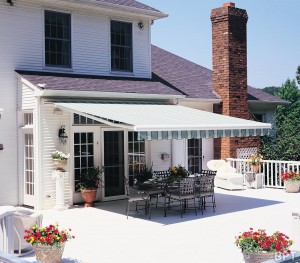 seattle, washington home deck displaying trending features